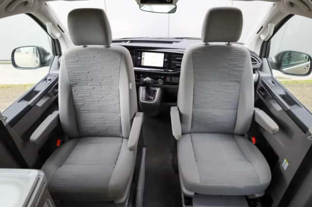 Volkswagen California (2023) thumbnail 23