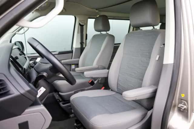 Volkswagen California (2023) thumbnail 5