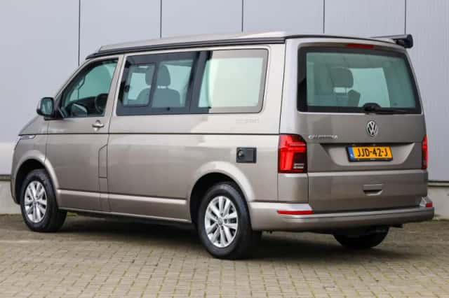 Volkswagen California (2023) thumbnail 43