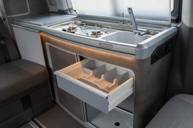 Volkswagen California (2023) thumbnail 50