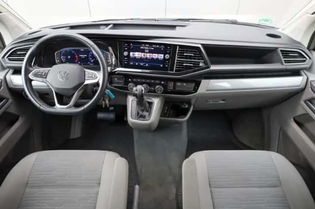 Volkswagen California (2023) thumbnail 6