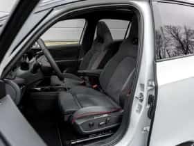 Volkswagen ID.3 (2025) thumbnail 4