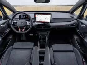 Volkswagen ID.3 (2025) thumbnail 5