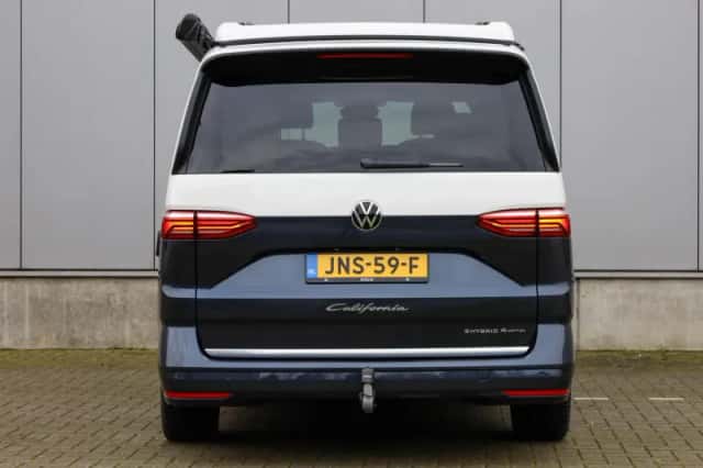 Volkswagen California (2025) thumbnail 15