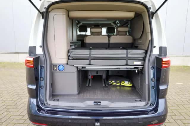 Volkswagen California (2025) thumbnail 16
