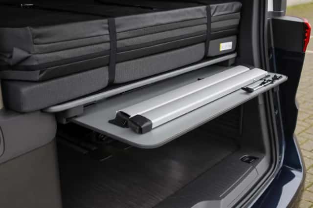 Volkswagen California (2025) thumbnail 18