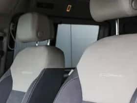 Volkswagen California (2025) thumbnail 36