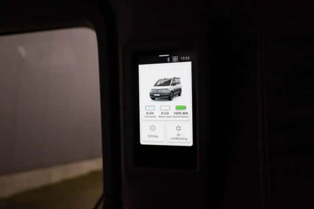 Volkswagen California (2025) thumbnail 38