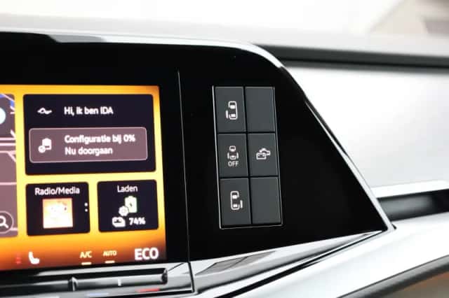 Volkswagen California (2025) thumbnail 61