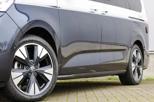 Volkswagen California (2025) thumbnail 8