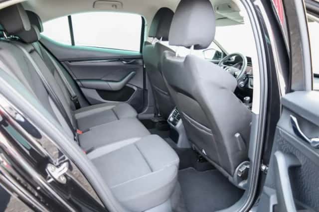 Škoda Octavia (2024) thumbnail 16