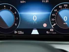 Volkswagen Golf (2022) thumbnail 22