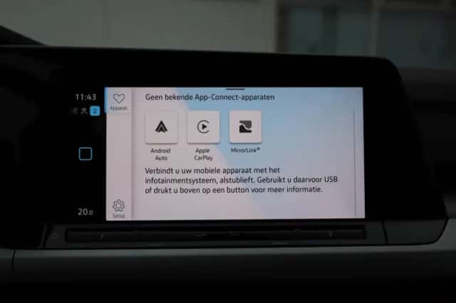 Volkswagen Golf (2022) thumbnail 26