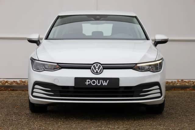 Volkswagen Golf (2022) thumbnail 8