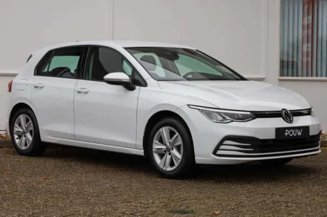 Volkswagen Golf (2022) thumbnail 10