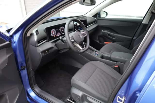 Volkswagen T-Roc (2025) thumbnail 18