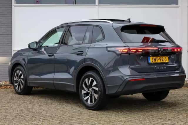 Volkswagen Tiguan (2025) thumbnail 11