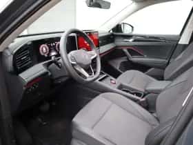Volkswagen Tiguan (2025) thumbnail 18