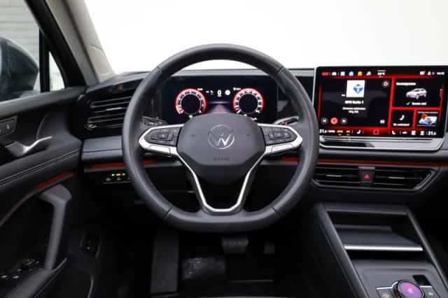 Volkswagen Tiguan (2025) thumbnail 19