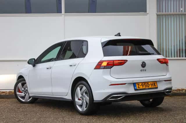 Volkswagen Golf (2022) thumbnail 12