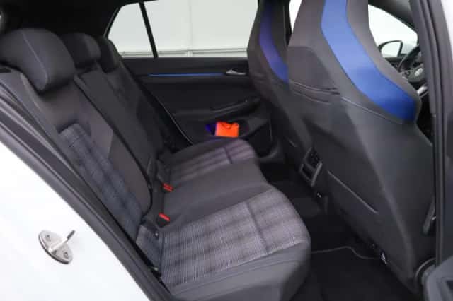 Volkswagen Golf (2022) thumbnail 15