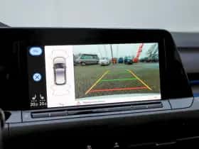 Volkswagen Golf (2022) thumbnail 26