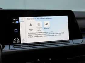 Volkswagen Golf (2022) thumbnail 27