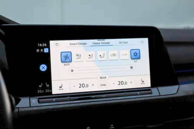 Volkswagen Golf (2022) thumbnail 28