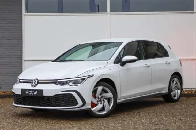 Volkswagen Golf (2022) thumbnail 37