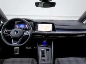 Volkswagen Golf (2022) thumbnail 5