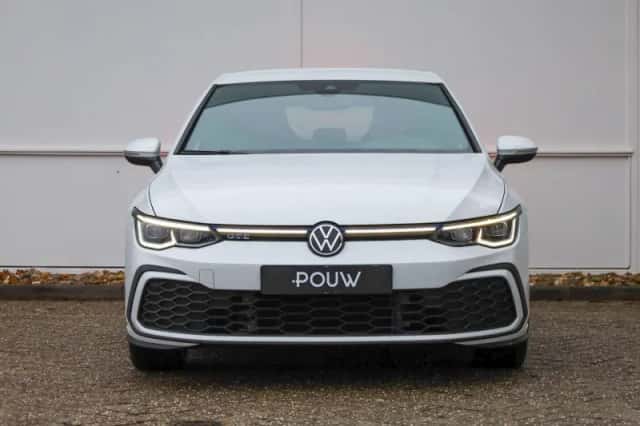 Volkswagen Golf (2022) thumbnail 9