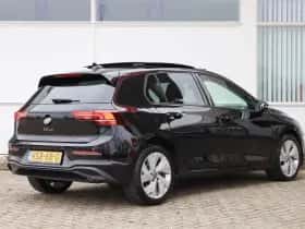 Volkswagen Golf (2025) thumbnail 2