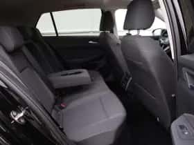 Volkswagen Golf (2025) thumbnail 17