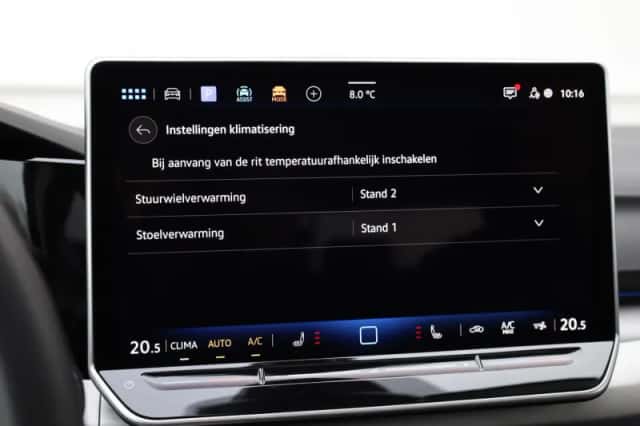 Volkswagen Golf (2025) thumbnail 34