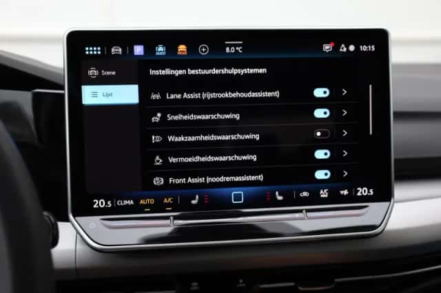Volkswagen Golf (2025) thumbnail 38