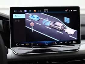 Volkswagen Golf (2025) thumbnail 39