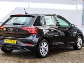 Volkswagen Polo (2022) thumbnail 2