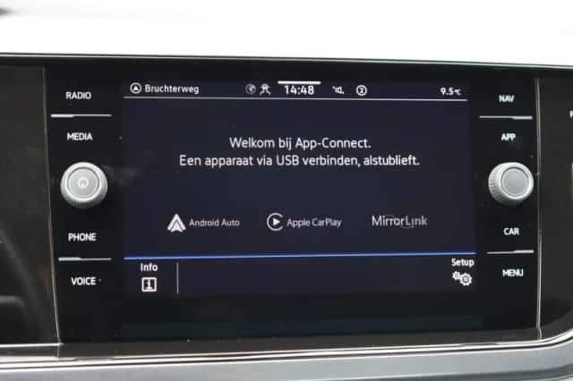 Volkswagen Polo (2022) thumbnail 29
