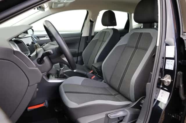 Volkswagen Polo (2022) thumbnail 4