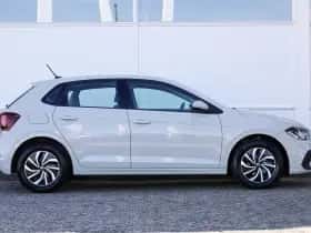 Volkswagen Polo (2022) thumbnail 3