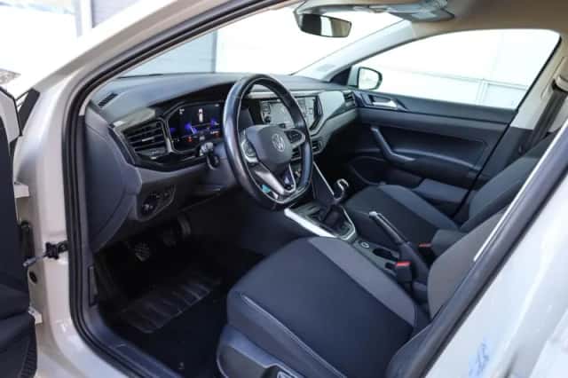 Volkswagen Polo (2022) thumbnail 23