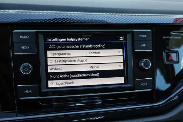 Volkswagen Polo (2022) thumbnail 37