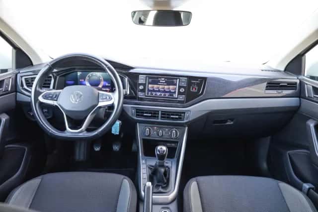 Volkswagen Polo (2022) thumbnail 5