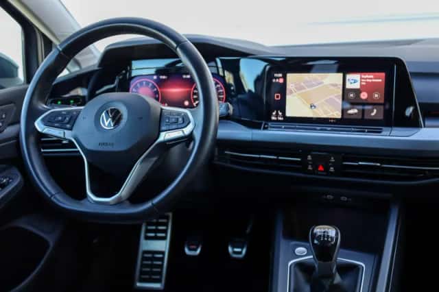 Volkswagen Golf (2021) thumbnail 24
