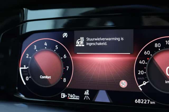 Volkswagen Golf (2021) thumbnail 26