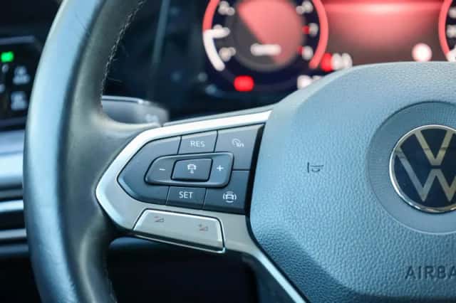 Volkswagen Golf (2021) thumbnail 27