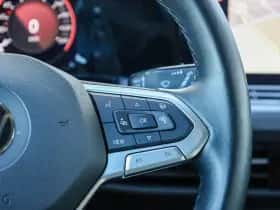 Volkswagen Golf (2021) thumbnail 28