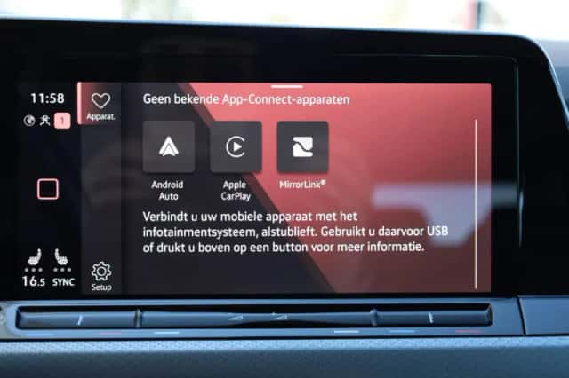 Volkswagen Golf (2021) thumbnail 30