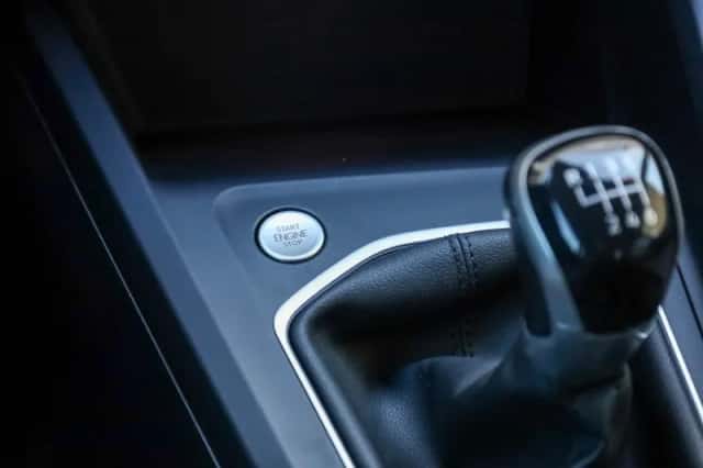 Volkswagen Golf (2021) thumbnail 36