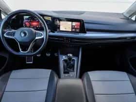 Volkswagen Golf (2021) thumbnail 5